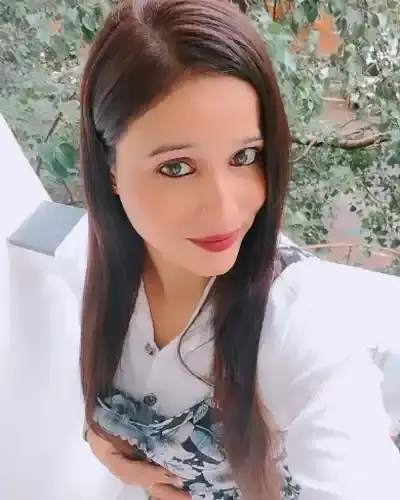 Call Girls in Bhamragad